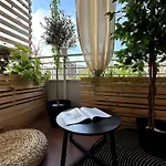 דירה Wroc'love By Me & Mosiezna & Free Garage & Self Check In 24h ורוצלב