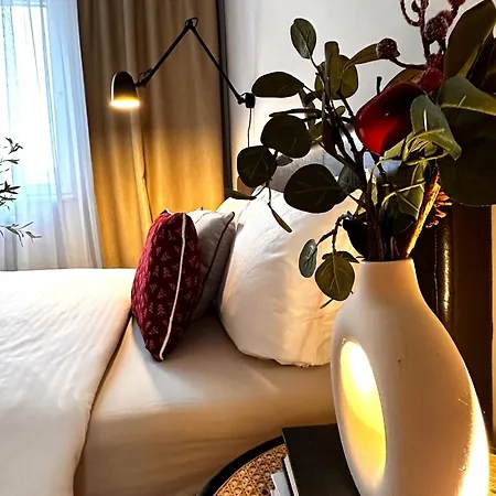 Wroc'love By Me & Mosiezna & Free Garage & Self Check In 24h Apartment *